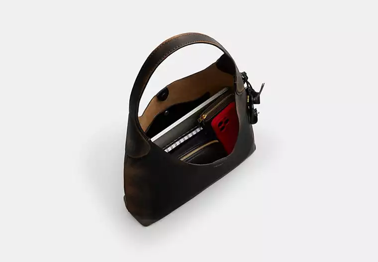 Brooklyn Shoulder Bag 39 In Loved Leather - loved leather/Silver/Black Brown